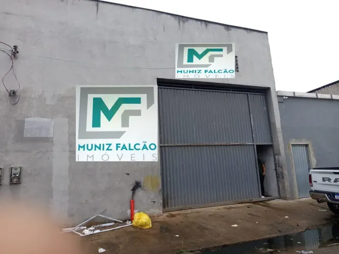 Imóvel para aluguel com 330 metros quadrados em Cidade Universitária - Maceió - AL