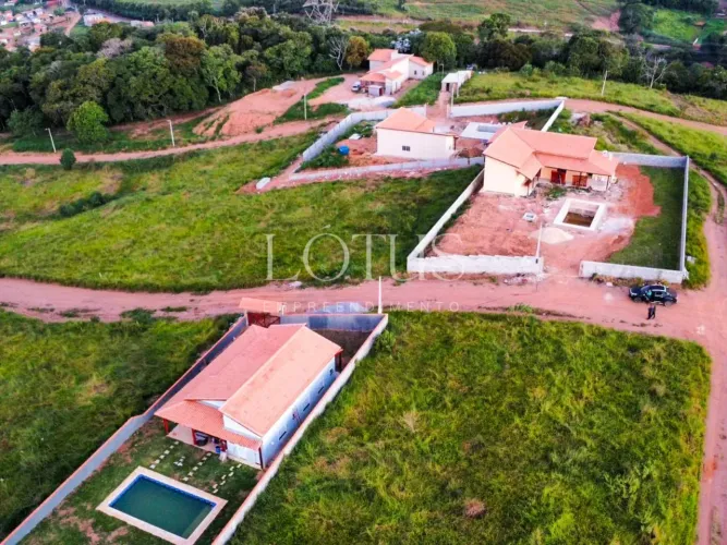 82A-Construa em Atibaia: Lote 600m² com Área de Lazer
