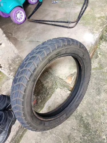 Pneu traseiro Bros