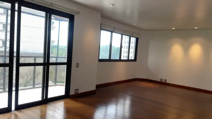 Apartamento confortavel c/3 suites 3 garagens, terraço no living e dormitorios