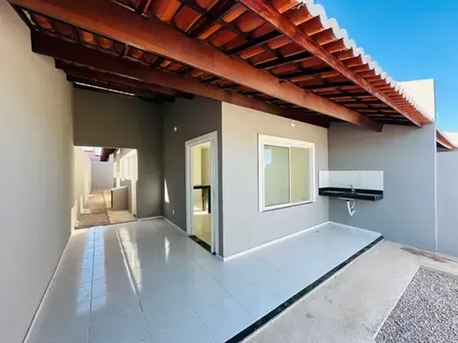 Imóvel para venda possui 70 metros quadrados com 2 quartos em Centro - Itaitinga - CE