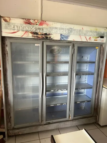 Freezer expositora para comercio
