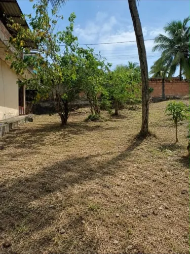 Terreno 448 m² murado com casa para reforma em Paripe