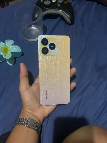 Vendo um celular realme C53