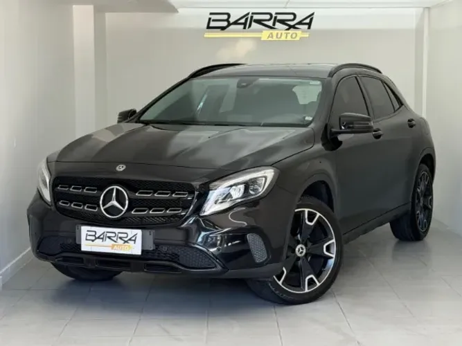 Mercedes-Benz GLA-200 GLA 200 Night 1.6. TB 16V Flex Aut. 2019