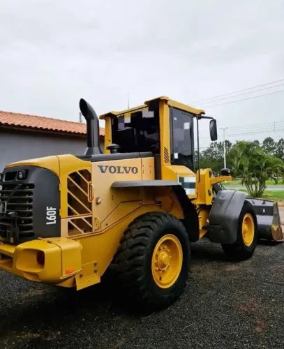 Pá Carregadeira