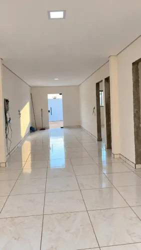 casa a venda com 2 quartos e piscina no bairro tijucal