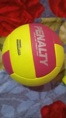 Bola vôlei pro