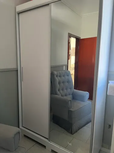 GUARDA ROUPA 2 portas com espelho