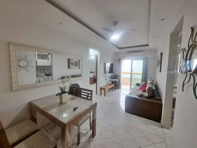 Imóvel para venda possui 47 metros quadrados com 1 quarto em Ocian - Praia Grande - SP