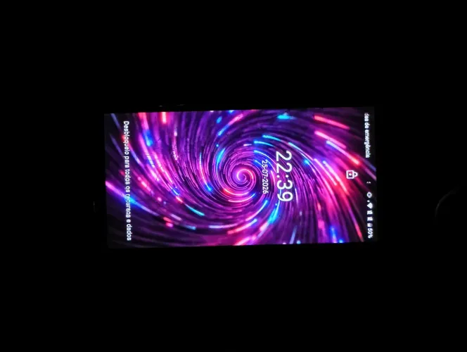 Celular positivo