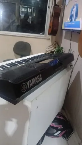 TECLADO YAMAHA 463 PCR