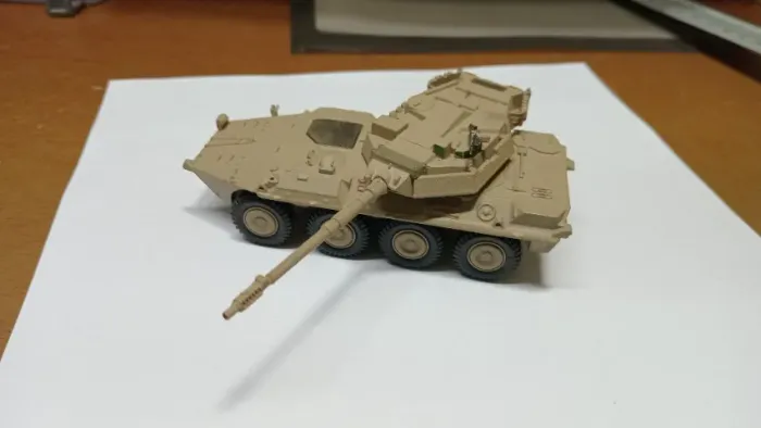 BLINDADO DE COMBATE 1/72 DI AGOSTINI