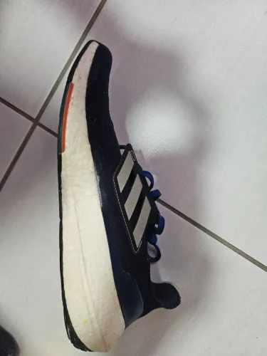 Ultraboost tamanho 44