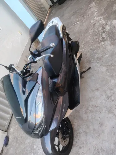 PCX zera lindona,muito nova em dias tudo pago