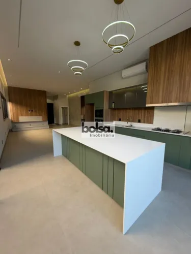 CASA EM CONDOMINÍO para venda com 275 m² e 4 quartos em Vila Aviação, Bauru - SP