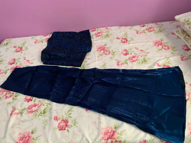 Conjunto saia longa e corpete p/ ocasiões de festas