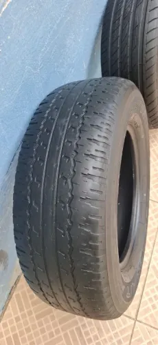 Pneu Bridgestone Dueler A/T 265.65.17 uma Unidade
