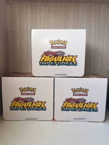 Display Booster Box Pokémon TCG Fagulhas Impetuosas - 36 Pacotes - Copag - Lacrado