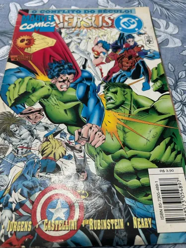 HQ Marvel versus DC 3