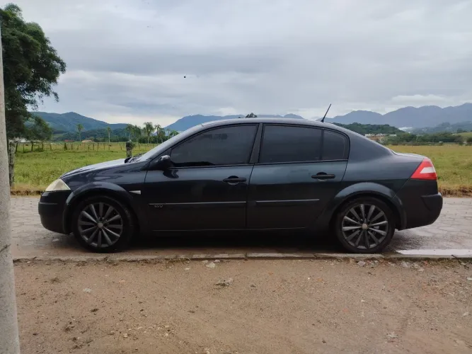 Renault Megane Sedan Expression Hi-flex 1.6 16V 2008