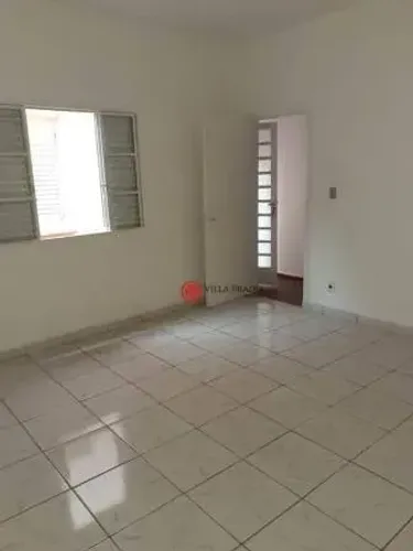 CASA NO TATUAPÉ COM 2 DORMS, SALA, COZINHA, WC, LAVANDERIA E QUINTAL.