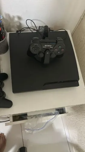 Estou vendendo meu Ps3 e meu ps2 com jogos e cabos!