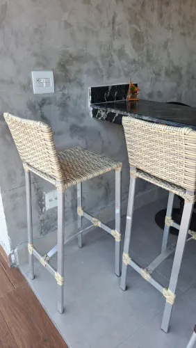 Banquetas de Alumínio e Fibra (PREÇO DAS 2 BANQUETAS)