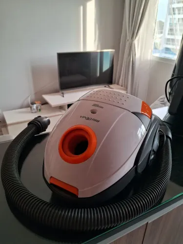 Aspirador de Pó Britânia Faciclean 1400 - Na caixa com Manual