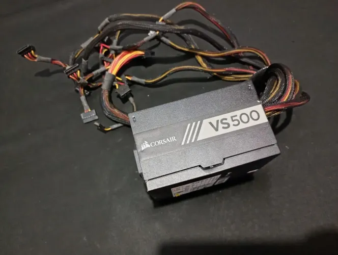 Fonte ATX Corsair vs500 80 plus com defeito