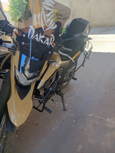 Lander 2024, venda ou troca por moto custom