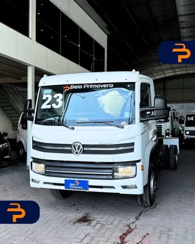 Caminhão Volkswagen 11.180 Prime 82.000 km