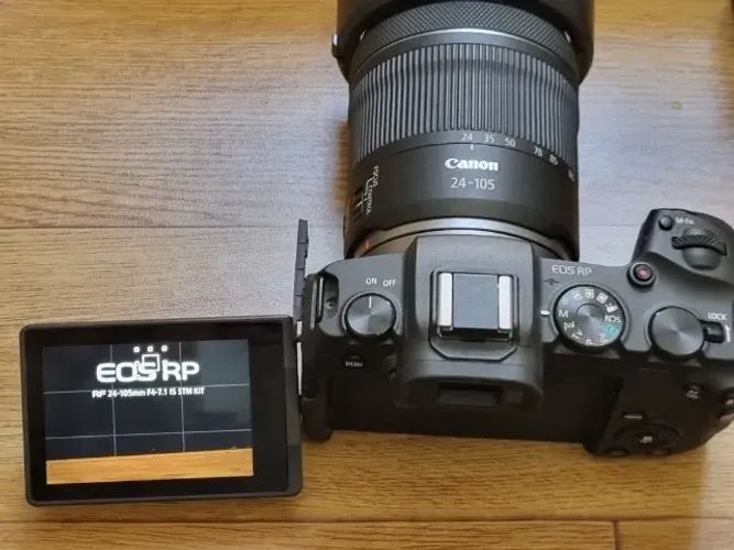 EOS RP + LENTE DO KIT 24-105MM + GRIPS + bateria original Camera Canon EOS RP