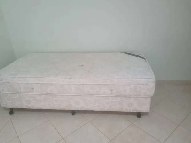 Cama box solteiro com cama auxiliar