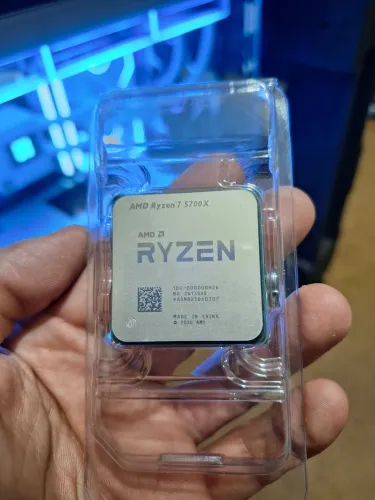 Ryzen 7 5700x octa core novo sem uso ! Pego seu processador antigo com preco de revenda!