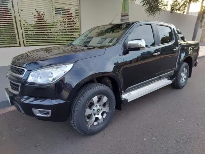 Chevrolet S10 Pick-up LT 2.8 TDI 4X4 CD Diesel AUT 2015