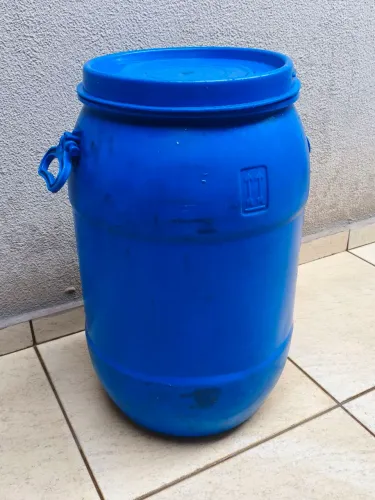 Bombona/Tambor Plástico 70 Litros - Ótimo Estado