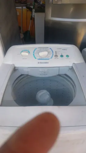 Vendo máquina de lavar Eletrolux