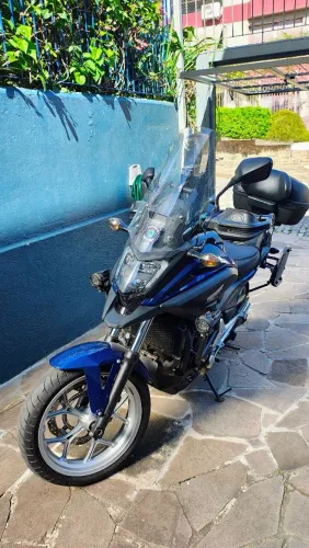 Abaixo da fipe com todos acessórios