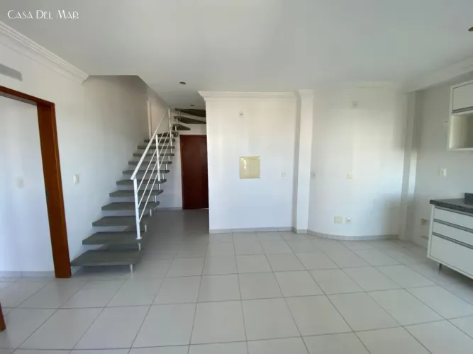 Cobertura para Venda em Florianópolis, Capoeiras, 3 dormitórios, 3 suítes, 4 banheiros, 2