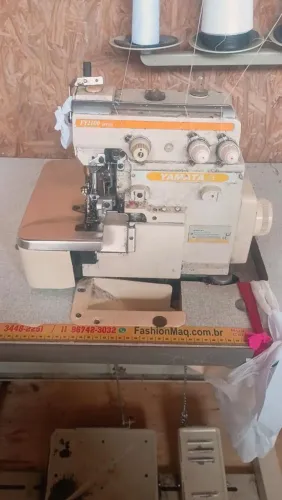 Vendo overloque Yamaha em ótimo estado 