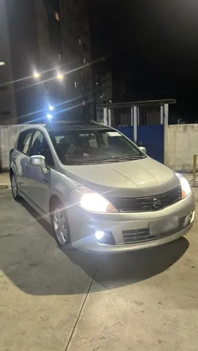 Nissan Tiida SL 1.8/1.8 Flex 16V Mec. 2013