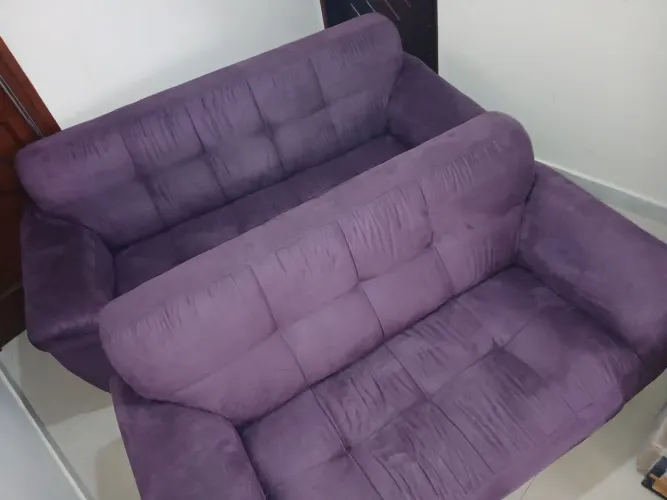 Sofás pouco 3 e 4 lugares usado