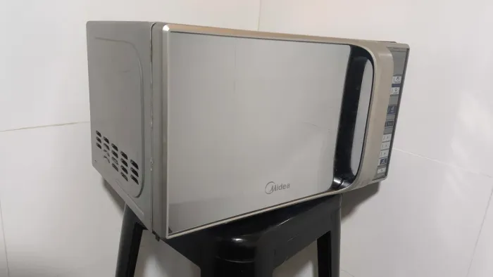 Microondas 20L 220V