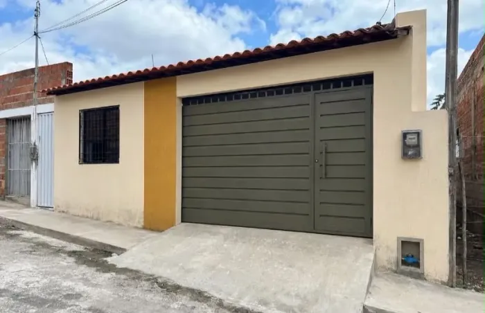 CASA NO SÃO CRISTÓVÃO