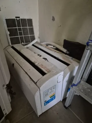 Vendo ar condicionado 220v 9 mil btus