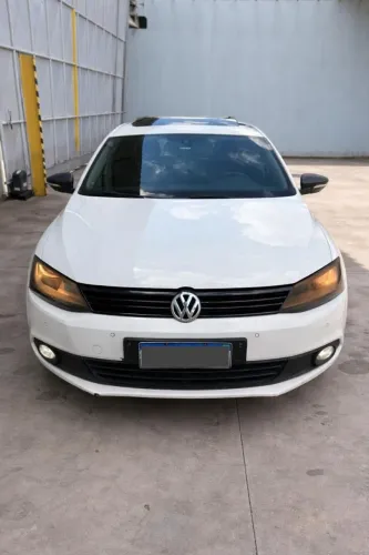 Volkswagen Jetta Highline 2.0 TSI 16V 4P Tiptronic 2013
