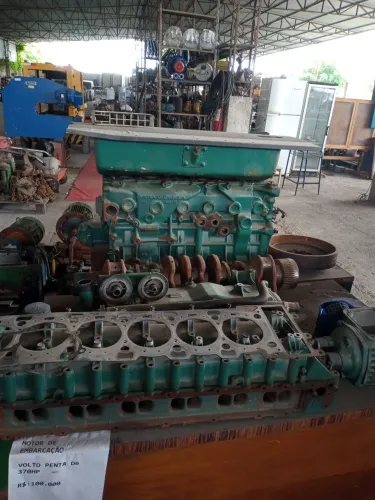 Motor de embarcação VOLVO PENTA D6 370HP