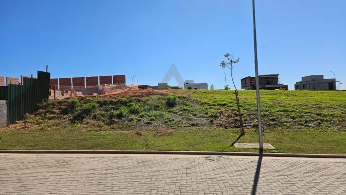 Terreno à venda em Campinas, Jardim Madalena, com 256 m², Vista Campinas