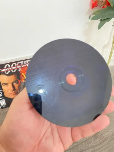007 tomorrow never dies